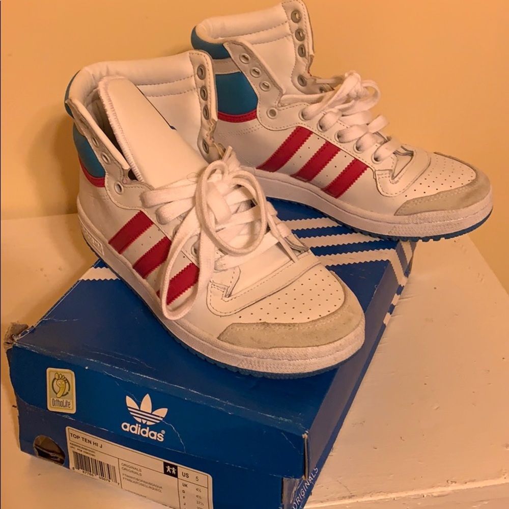 High top Adidas